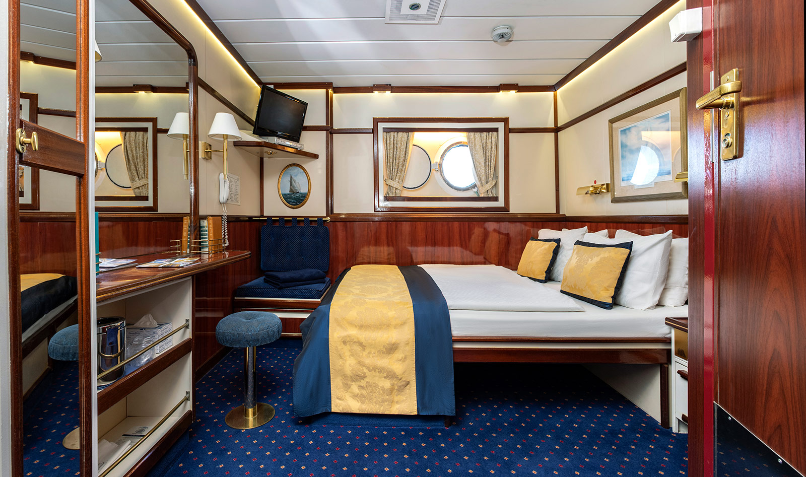 Star Clippers Sailing Tall Ship Cruises - Star Flyer